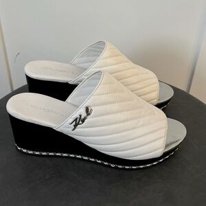 Karl Lagerfeld Leni White Slide Sandal